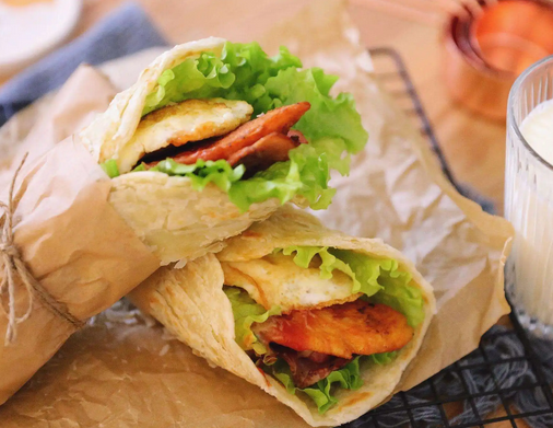 开个卷饼店一年利润能赚多少钱？【卷饼店2大赚钱妙招】