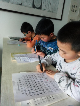 在阜阳开书法练字班利润有多大?我的店年赚数给100万都不卖