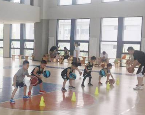 开个青少年体能训练机构一年利润能赚多少钱？一年赚钱顶打工2年