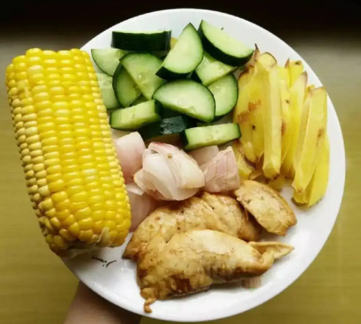 株洲开家轻食店一年能赚多少钱?万没想到纯利这么高