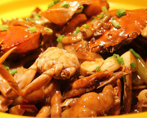 开肉蟹煲连锁店一个月能赚多少钱？我开肉蟹煲连锁店7年成功赚钱经历